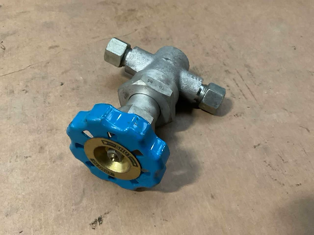 Valve afsluiter (4x) - afbeelding 1 van  4