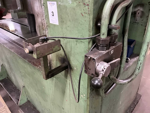 Van de graaf hvk-300 hydraulische pers - afbeelding 10 van  18