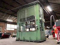 Van de graaf hvk-300 hydraulische pers