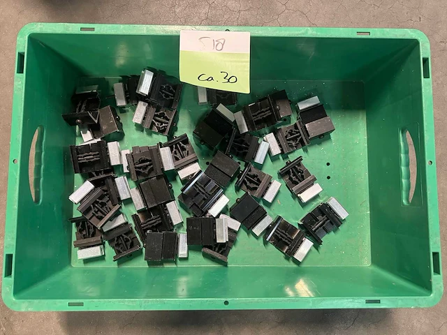 Van de valk 30 x eindklem - afbeelding 1 van  3
