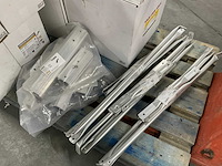 Van der valk - partij diverse (bevestigings) materialen - afbeelding 3 van  5