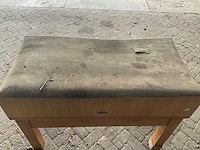 Van dijk’s hakblok tafel - afbeelding 5 van  6