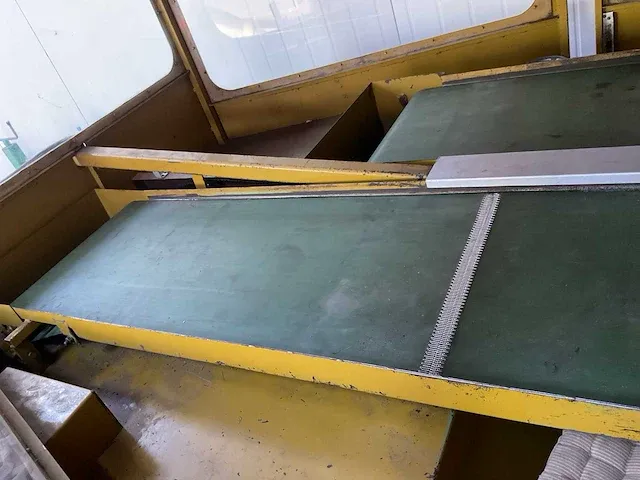 Van hienen bollenplantmachine - afbeelding 8 van  20