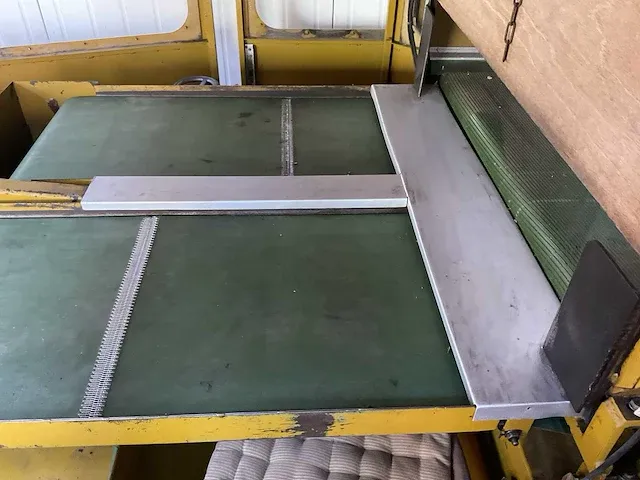 Van hienen bollenplantmachine - afbeelding 9 van  20