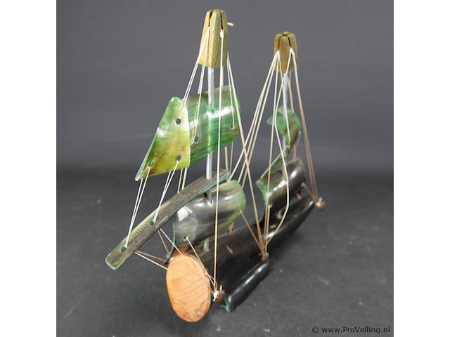 Van hoorn vervaardigde tweemaster - afbeelding 3 van  5