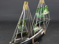 Van hoorn vervaardigde tweemaster - afbeelding 4 van  5