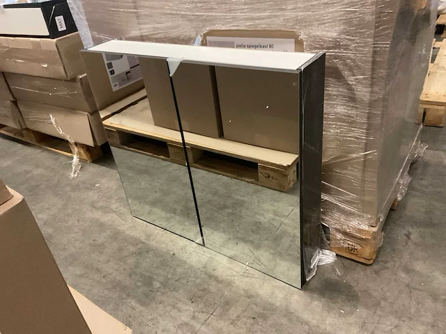 Van marcke spiegelkast 80 cm - afbeelding 1 van  5