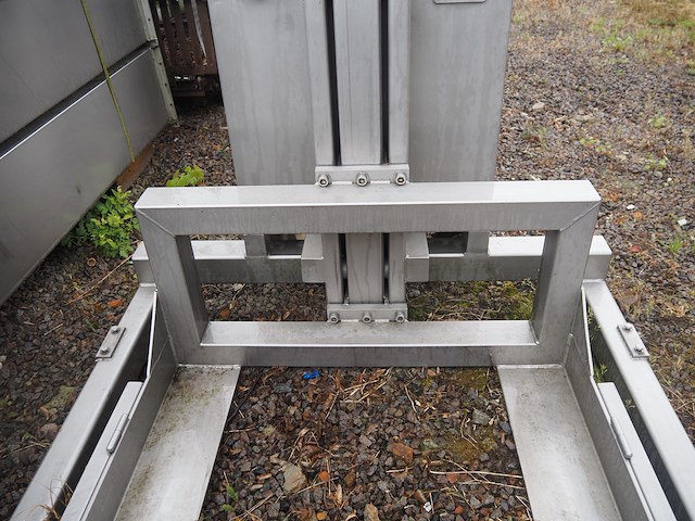 Van oirschot - afbeelding 6 van  9