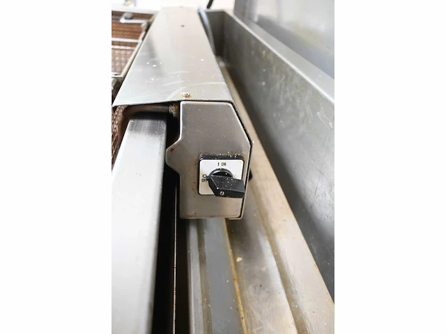 Van ‘t wout 5-delige oliebollenfriteuse / mobiele rvs werkbank - afbeelding 13 van  14