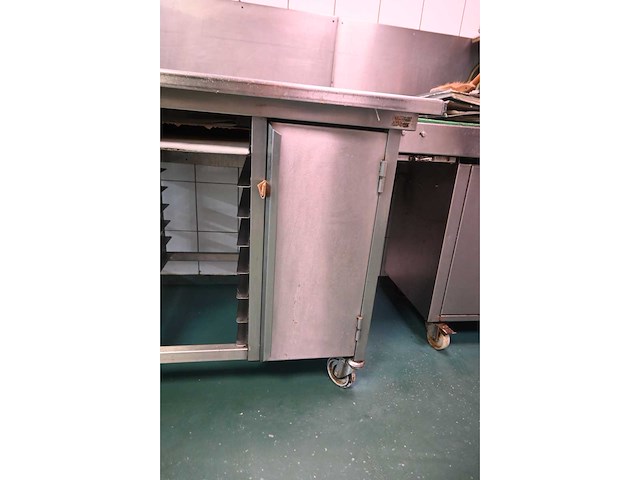 Van ‘t wout mobiele rvs grondstoffen werkbank - afbeelding 3 van  4