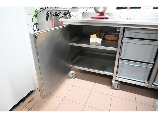 Van ‘t wout mobiele rvs werkbank - afbeelding 6 van  7