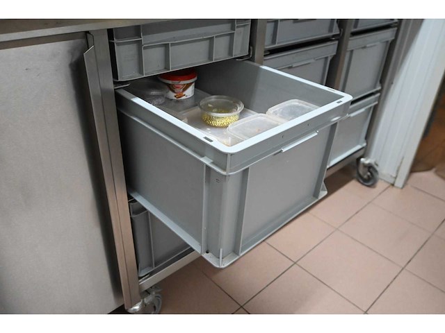 Van ‘t wout mobiele rvs werkbank - afbeelding 7 van  7