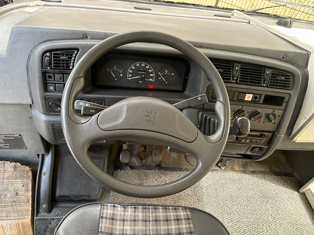 Van waarde kvw3400 verkoopwagen 86pk 1995, vh-ds-34 - afbeelding 4 van  31