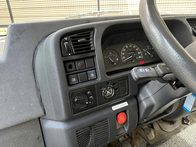 Van waarde kvw3400 verkoopwagen 86pk 1995, vh-ds-34 - afbeelding 6 van  42