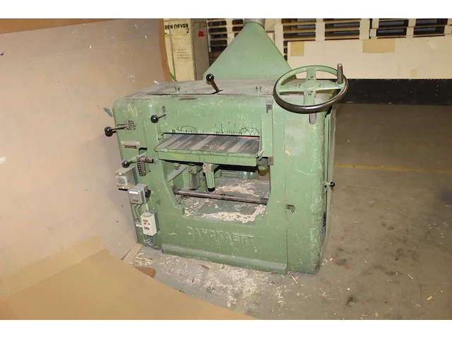Vandiktebank danckaert. type en bouwjaar onbekend. maximale werkbreedte 60 cm - afbeelding 1 van  3