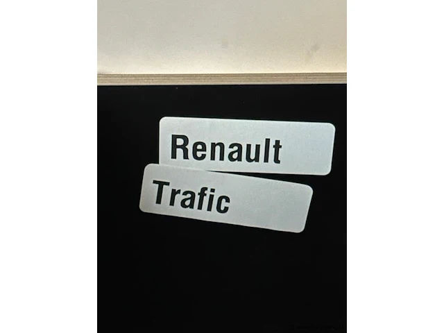 Vanerex fenolplaat bedrijfswagen interieur renault trafic - afbeelding 3 van  4