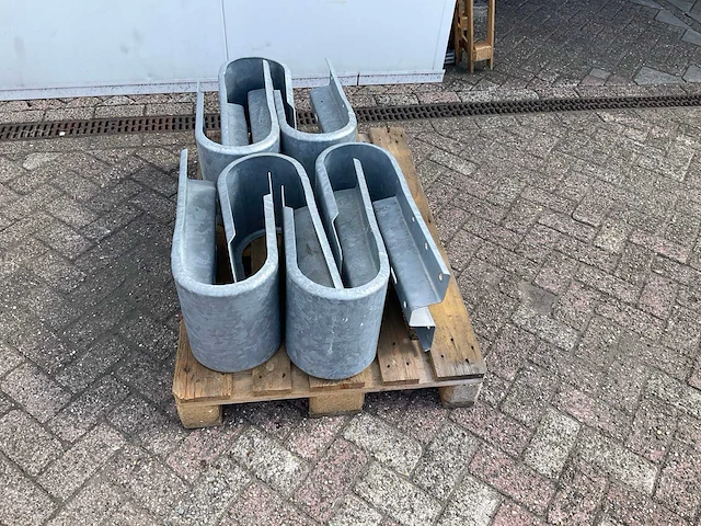 Vangrails-aanrijbeveiliging hoekstukken (7x) - afbeelding 1 van  4