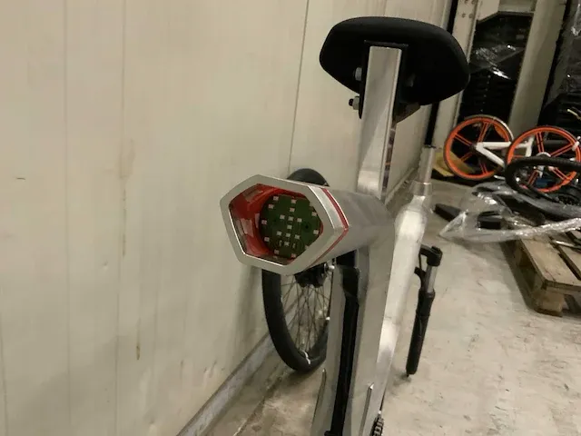Vanmoof elektrische fiets - 53cm. ‘r&d’ - vision bike - afbeelding 10 van  10