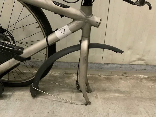 Vanmoof elektrische herenfiets - 61cm. - ‘smart bike’ - afbeelding 3 van  7