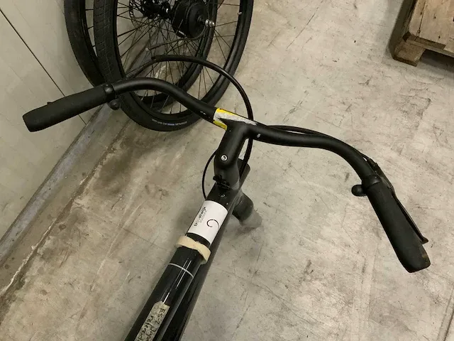 Vanmoof elektrische herenfiets - 61cm. - afbeelding 8 van  11