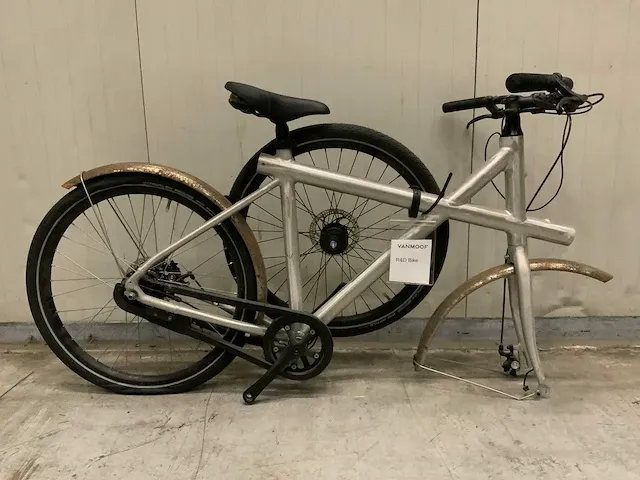 Vanmoof fiets ‘r&d’ - 53cm. - afbeelding 1 van  6
