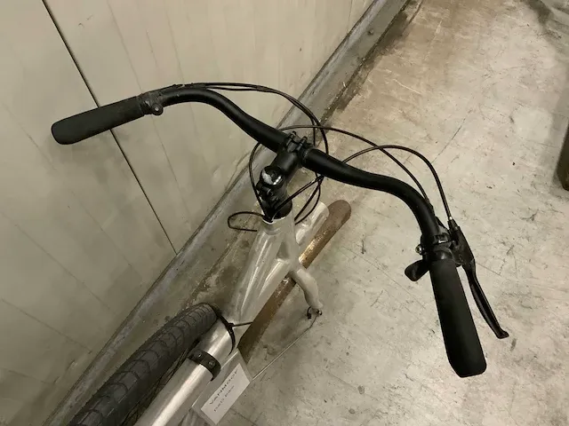 Vanmoof fiets ‘r&d’ - 53cm. - afbeelding 6 van  6