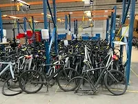Vanmoof partij diverse elektrische fietsen
