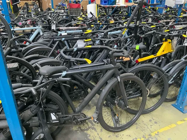 Vanmoof partij diverse elektrische fietsen - afbeelding 2 van  6
