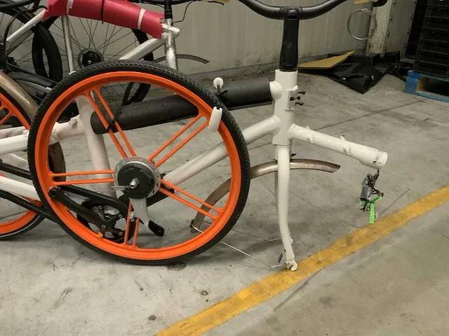 Vanmoof ‘r&d’ fiets (7x) - afbeelding 13 van  25
