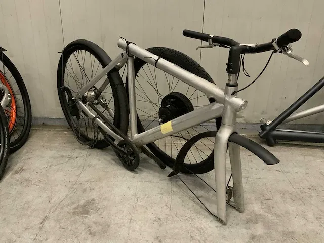 Vanmoof ‘r&d’ fiets (7x) - afbeelding 14 van  25