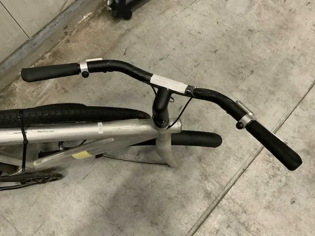 Vanmoof ‘r&d’ fiets (7x) - afbeelding 17 van  25
