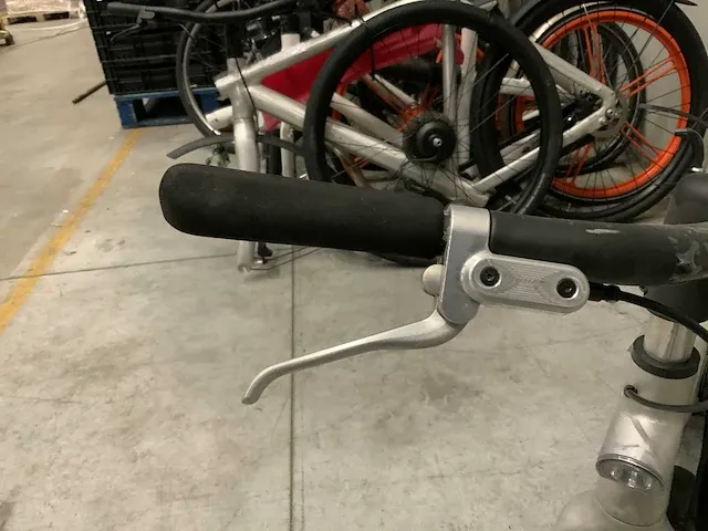 Vanmoof ‘r&d’ fiets (7x) - afbeelding 18 van  25