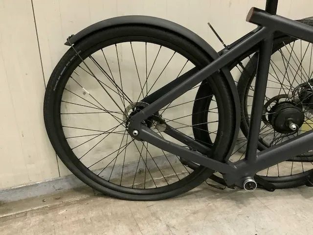 Vanmoof ‘r&d’ fiets (7x) - afbeelding 23 van  25