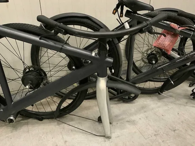 Vanmoof ‘r&d’ fiets (7x) - afbeelding 24 van  25