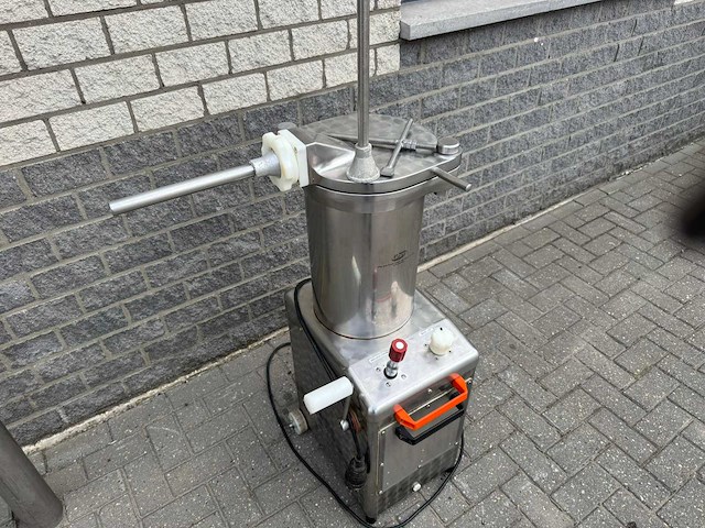 Vanuhm - stopmachines en vulbussen - afbeelding 1 van  4