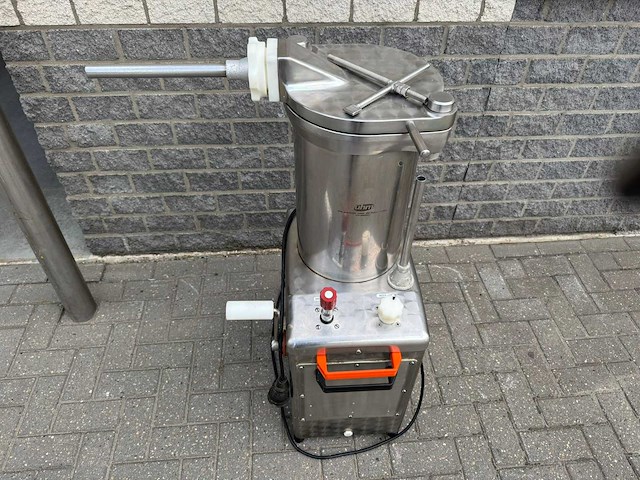 Vanuhm - stopmachines en vulbussen - afbeelding 2 van  4