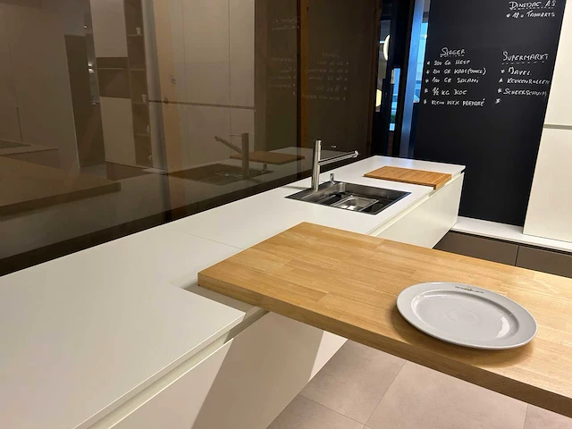 Varenna poliform - picasso - showroomkeuken - afbeelding 11 van  61