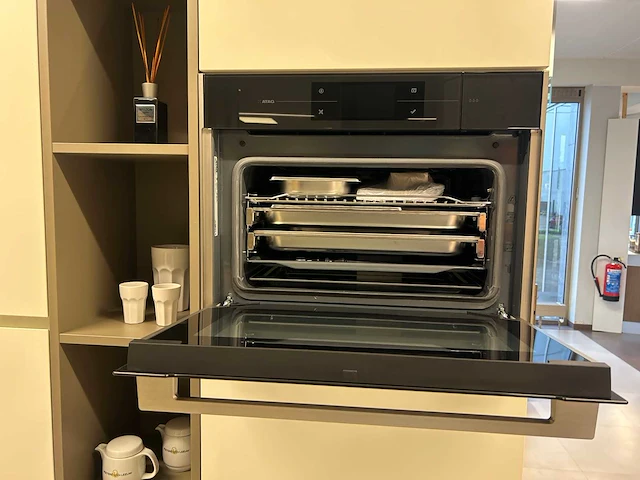 Varenna poliform - picasso - showroomkeuken - afbeelding 31 van  61