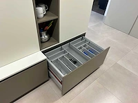 Varenna poliform - picasso - showroomkeuken - afbeelding 40 van  61