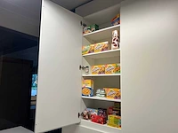 Varenna poliform - picasso - showroomkeuken - afbeelding 47 van  61