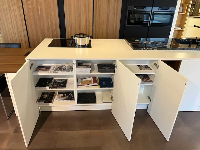 Varenna poliform - showroomkeuken - afbeelding 2 van  57