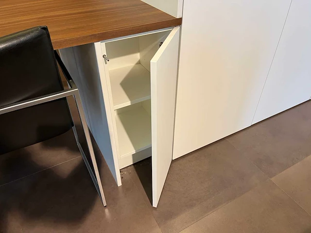 Varenna poliform - showroomkeuken - afbeelding 4 van  57