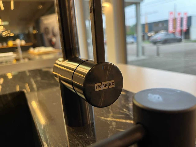 Varenna poliform - showroomkeuken - afbeelding 15 van  57