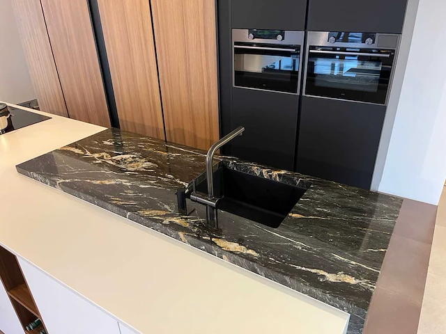 Varenna poliform - showroomkeuken - afbeelding 16 van  57