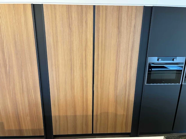 Varenna poliform - showroomkeuken - afbeelding 32 van  57