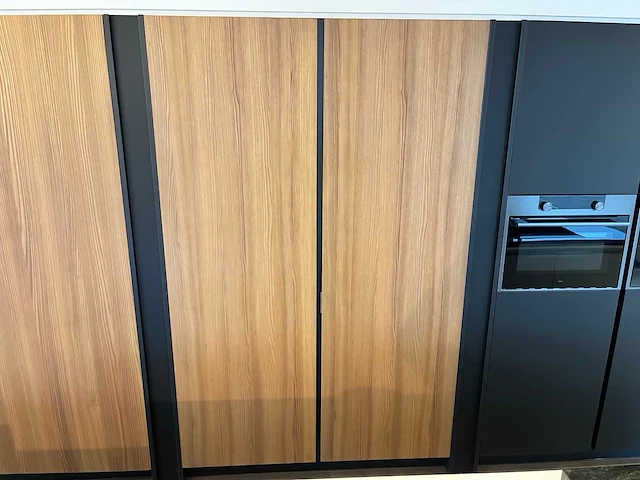 Varenna poliform - showroomkeuken - afbeelding 33 van  57