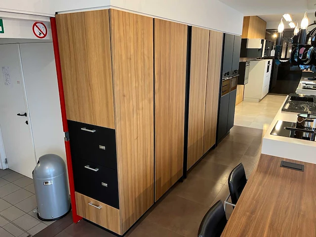 Varenna poliform - showroomkeuken - afbeelding 38 van  57