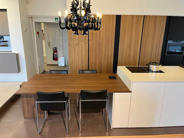 Varenna poliform - showroomkeuken - afbeelding 34 van  57