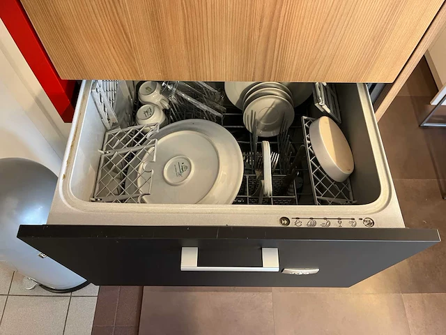 Varenna poliform - showroomkeuken - afbeelding 46 van  57