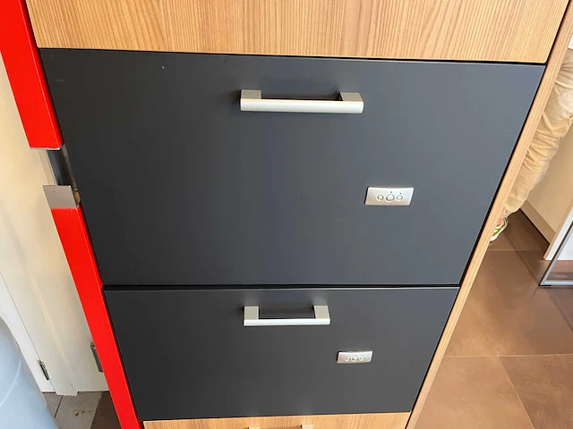 Varenna poliform - showroomkeuken - afbeelding 51 van  57